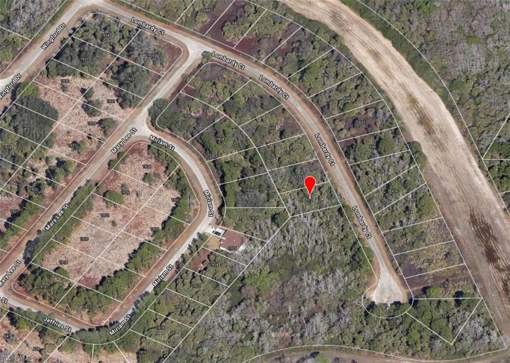 627 Lombardy CT LEHIGH ACRES, FL 33972