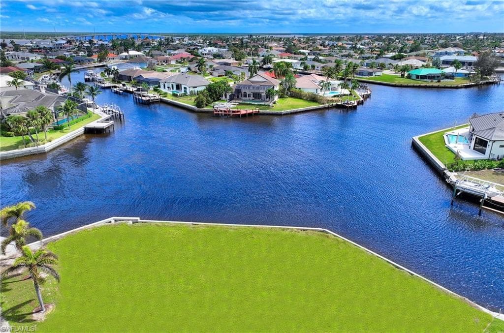 976 Barfield DR MARCO ISLAND, FL 34145