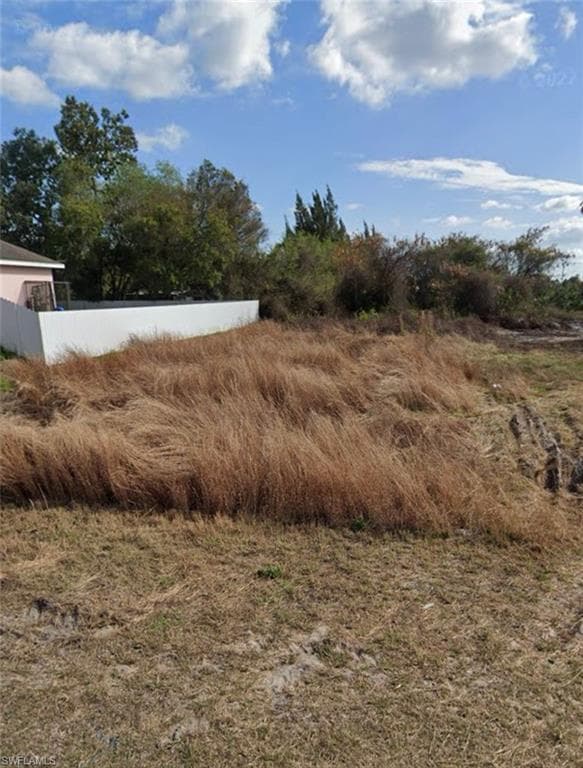 4207 27th ST SW LEHIGH ACRES, FL 33976