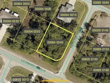 4662 Leonard BLVD S LEHIGH ACRES, FL 33973