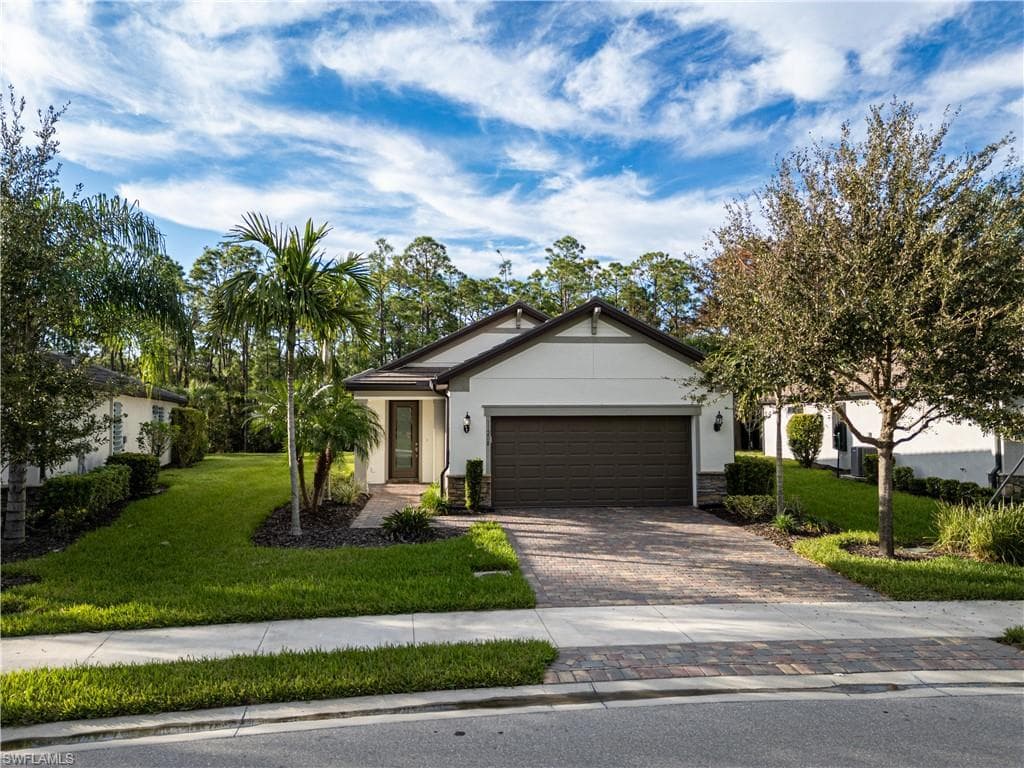 11208 Carlingford RD FORT MYERS, FL 33913