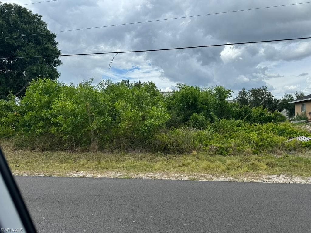 2502 Hawalaska ST LEHIGH ACRES, FL 33973