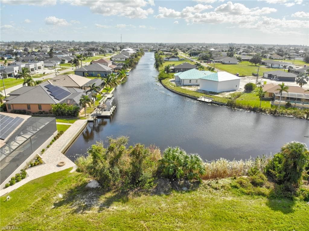 2606 NW 4th ST CAPE CORAL, FL 33993