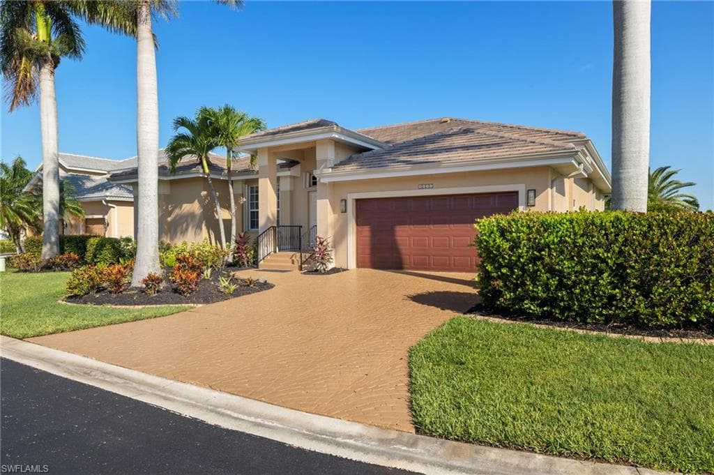 8333 Southwind Bay CIR FORT MYERS, FL 33908
