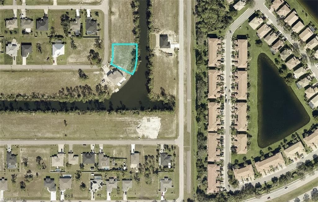 3335 NE 23rd PL CAPE CORAL, FL 33909