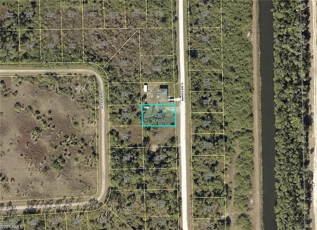 452 Naples AVE S LEHIGH ACRES, FL 33974