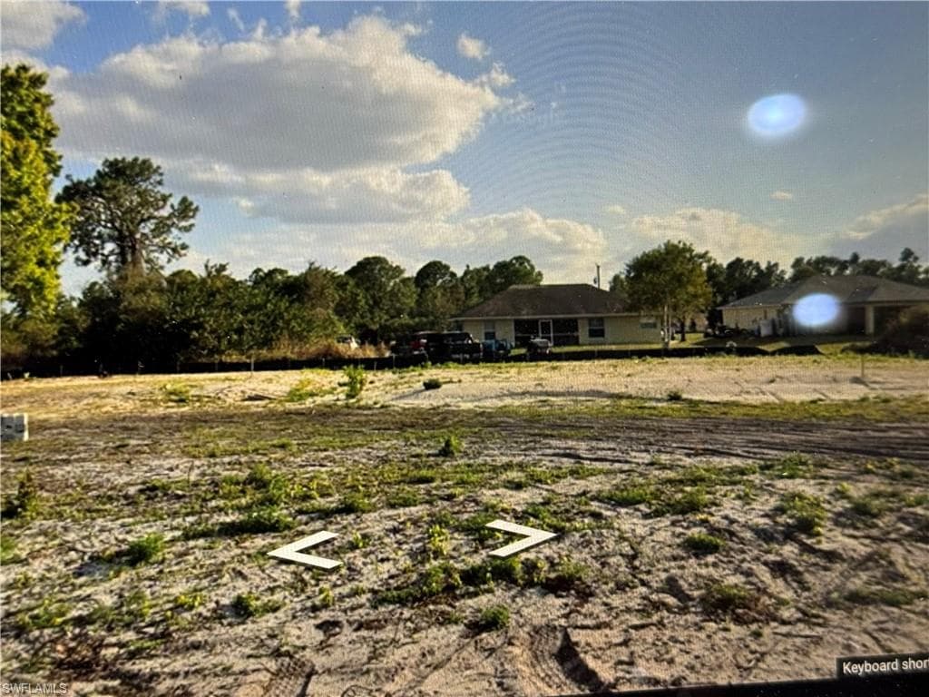 3213 38th ST SW LEHIGH ACRES, FL 33976