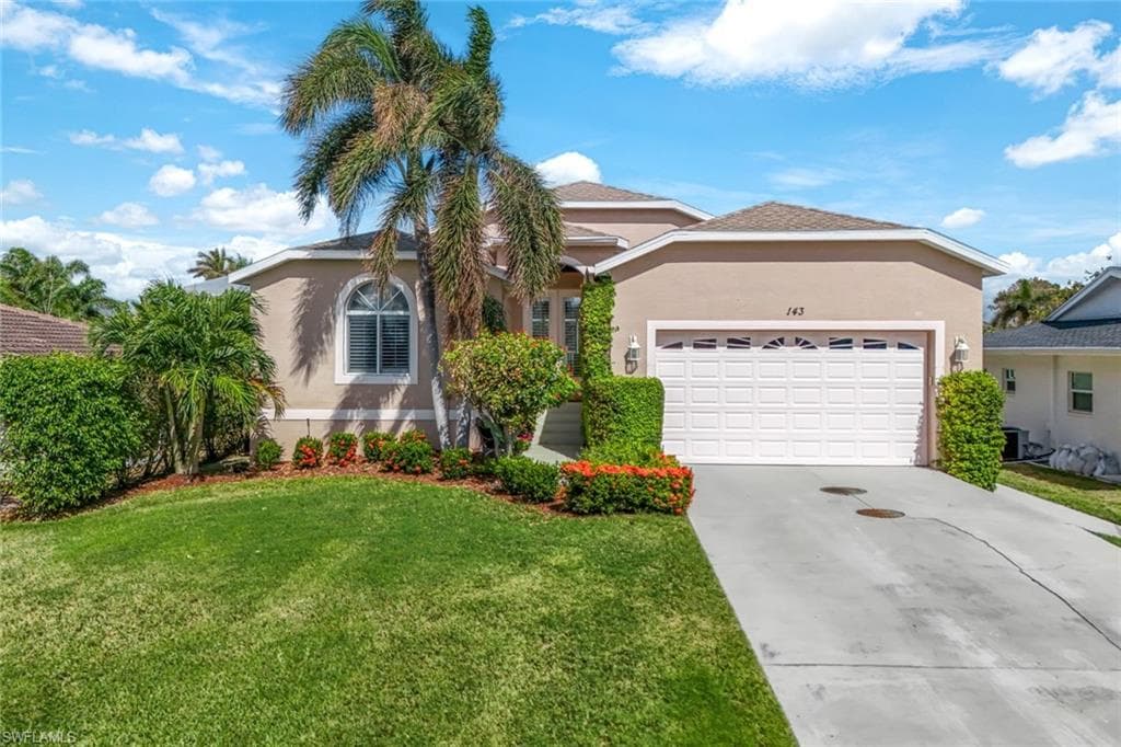 143 Tahiti CIR NAPLES, FL 34113