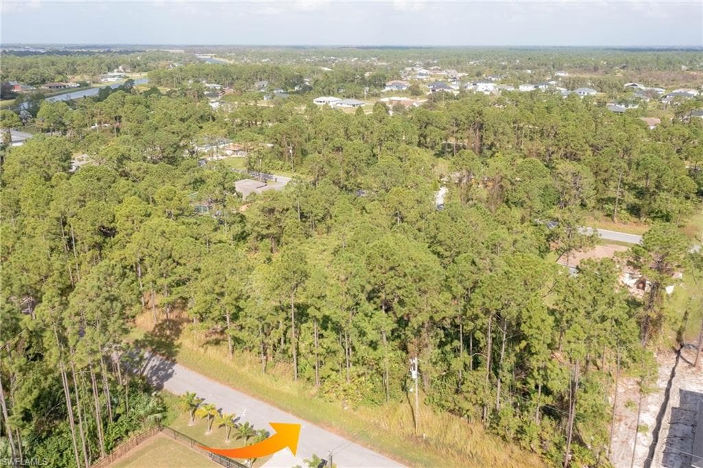 2806 18Th ST W LEHIGH ACRES, FL 33971