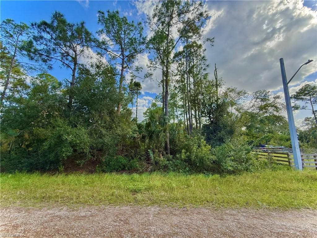 3605 54th ST W LEHIGH ACRES, FL 33971