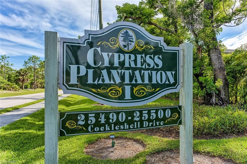 25500 Cockleshell DR 503 BONITA SPRINGS, FL 34135