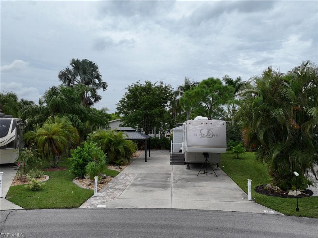 10429 NIGHTWOOD DR FORT MYERS, FL 33905