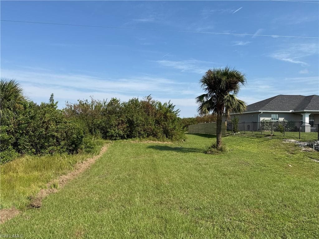 329/331 Grant BLVD LEHIGH ACRES, FL 33974