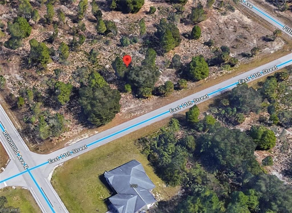 403 E 11th ST LEHIGH ACRES, FL 33972