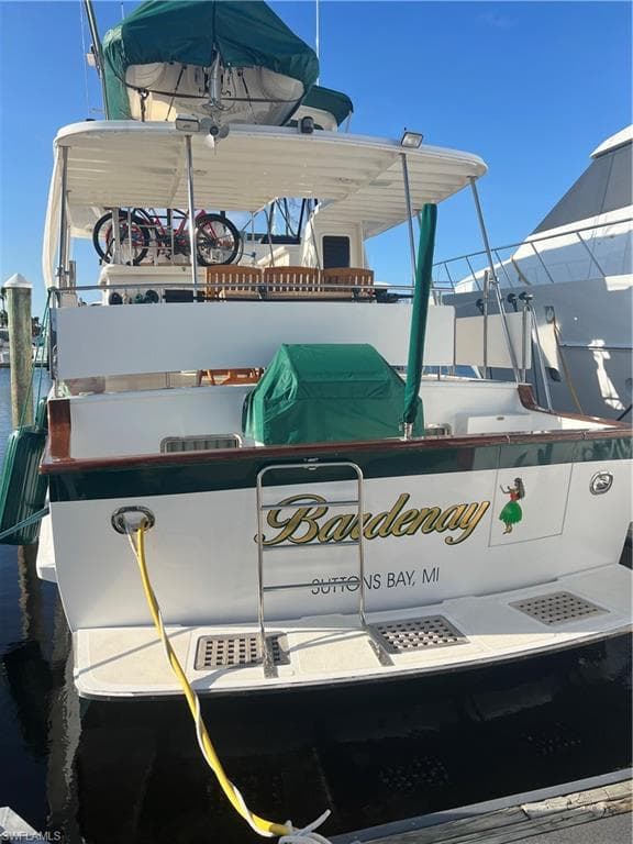 50' Boat Slip E-18 Gulf Harbour Marina FORT MYERS, FL 33908