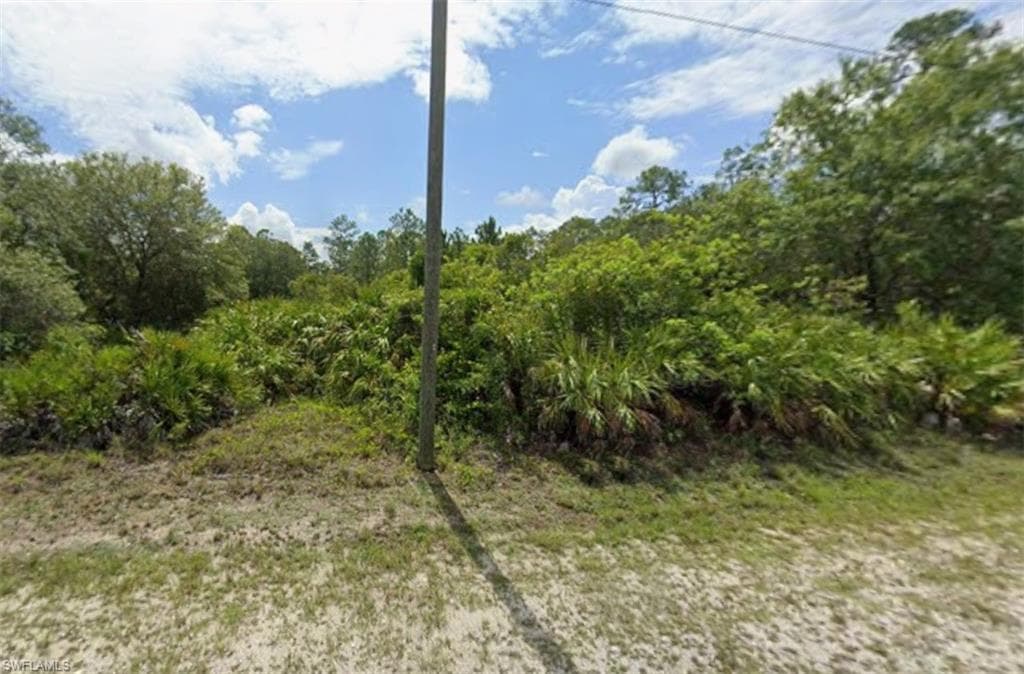 1221 Louis AVE LEHIGH ACRES, FL 33972