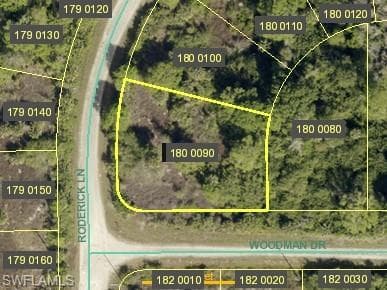 526 Woodman DR LEHIGH ACRES, FL 33972