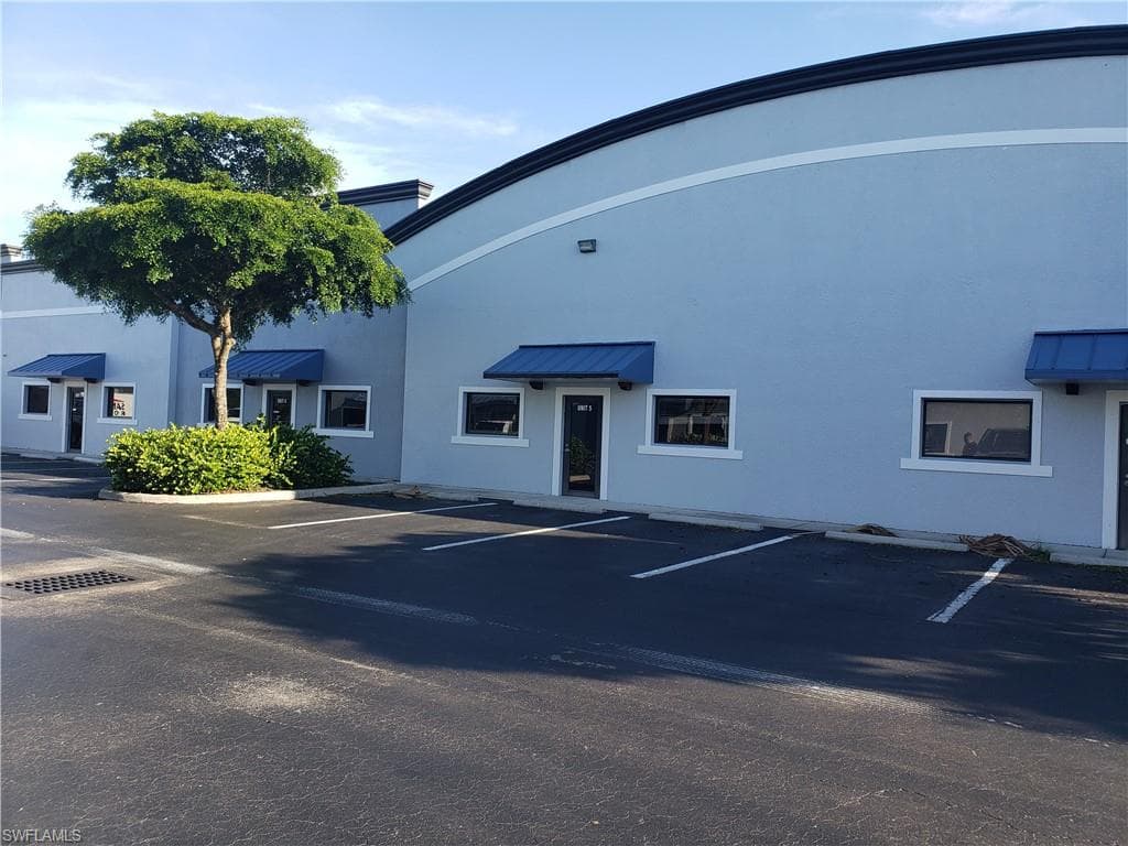 7863 Drew CIR 5 FORT MYERS, FL 33967