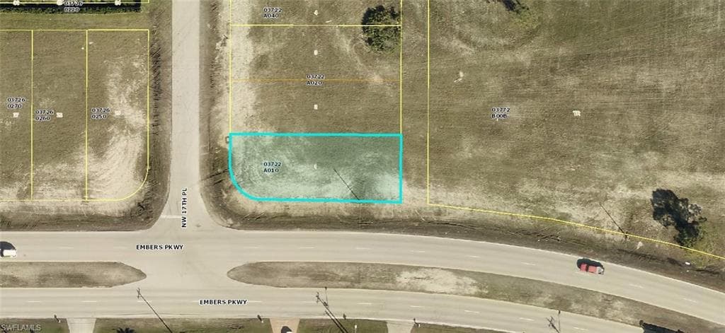 1 NW 17th PL CAPE CORAL, FL 33993