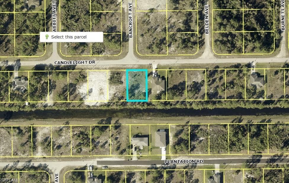 1026 Candlelight DR LEHIGH ACRES, FL 33974