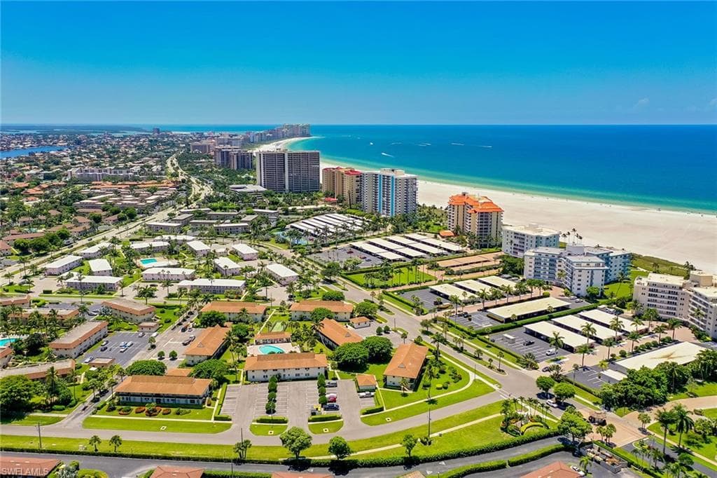 235 Seaview CT G5 MARCO ISLAND, FL 34145