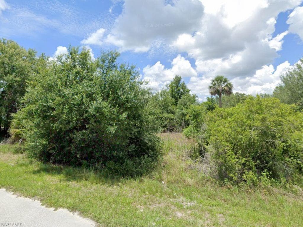 6132 Holt CT FORT MYERS, FL 33905