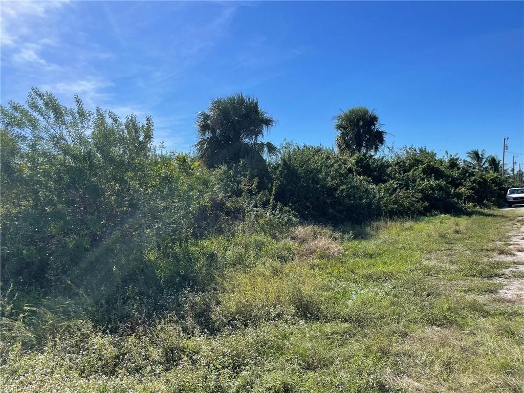 3103 13th ST SW LEHIGH ACRES, FL 33976
