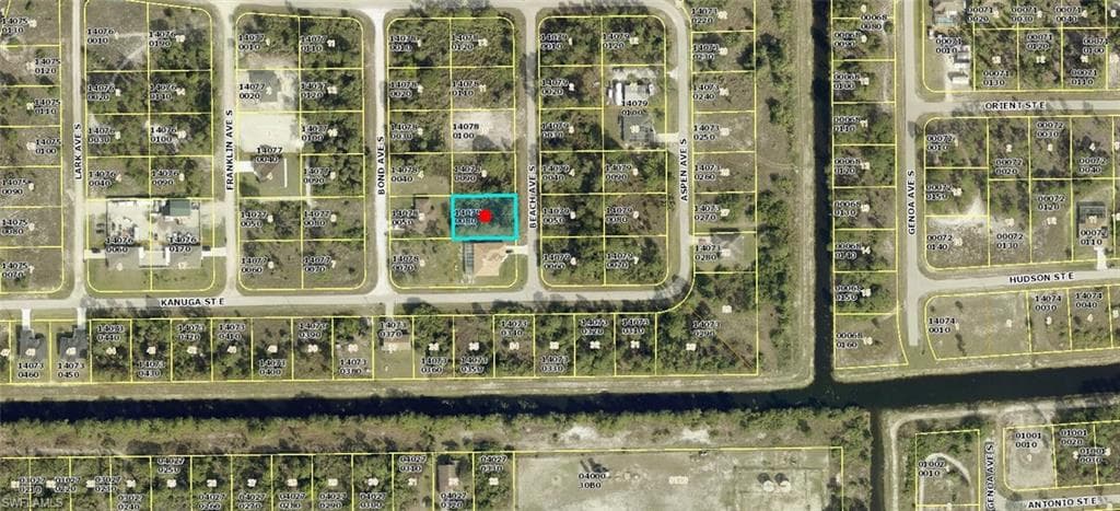 628 Beach AVE S LEHIGH ACRES, FL 33974
