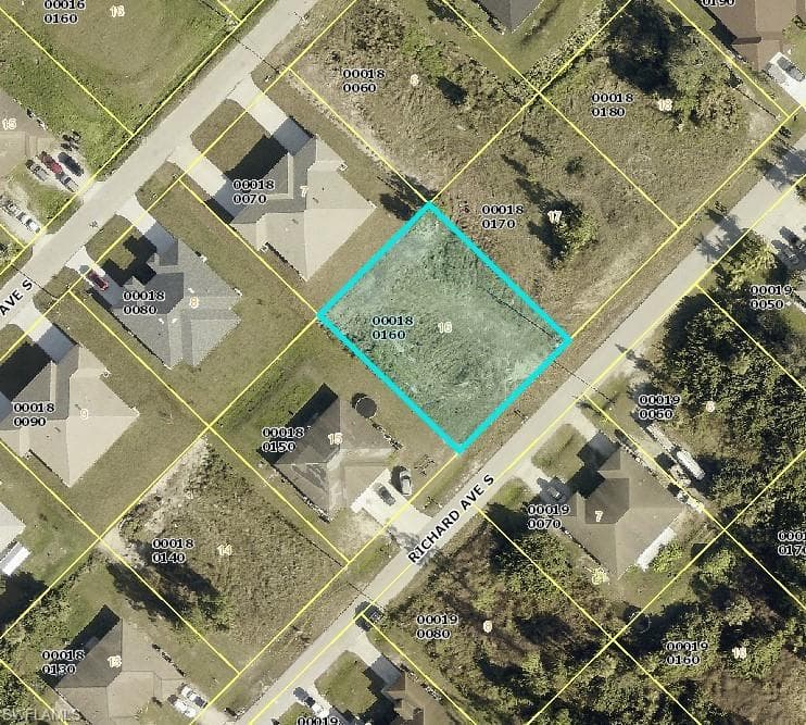 2424-2426 RICHARD AVE S LEHIGH ACRES, FL 33973