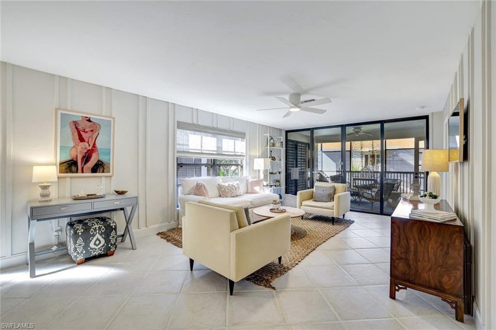 3107 Riviera DR A-202 NAPLES, FL 34103
