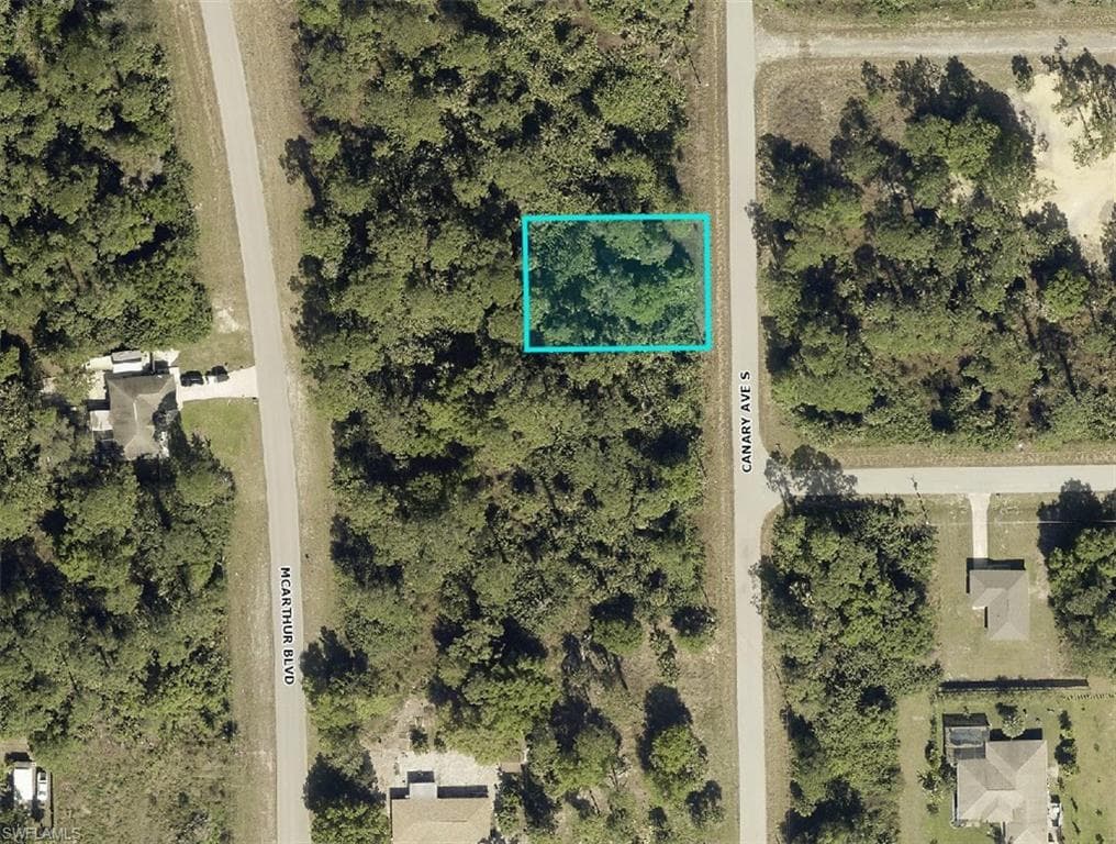172 Canary AVE S LEHIGH ACRES, FL 33974
