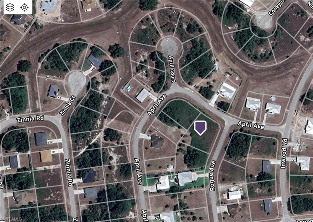 Rogue AVE LABELLE, FL 33935