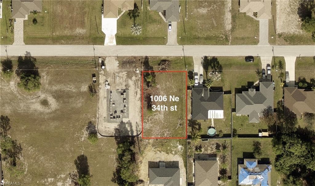 1006 NE 34th ST CAPE CORAL, FL 33909