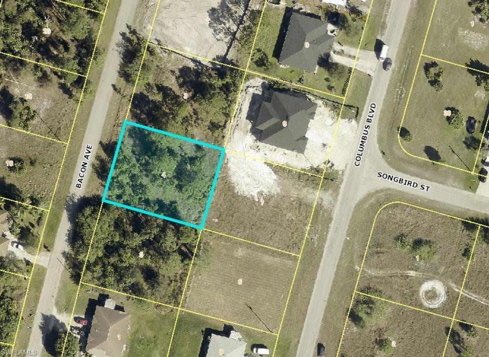 1237 Bacon AVE FORT MYERS, FL 33913