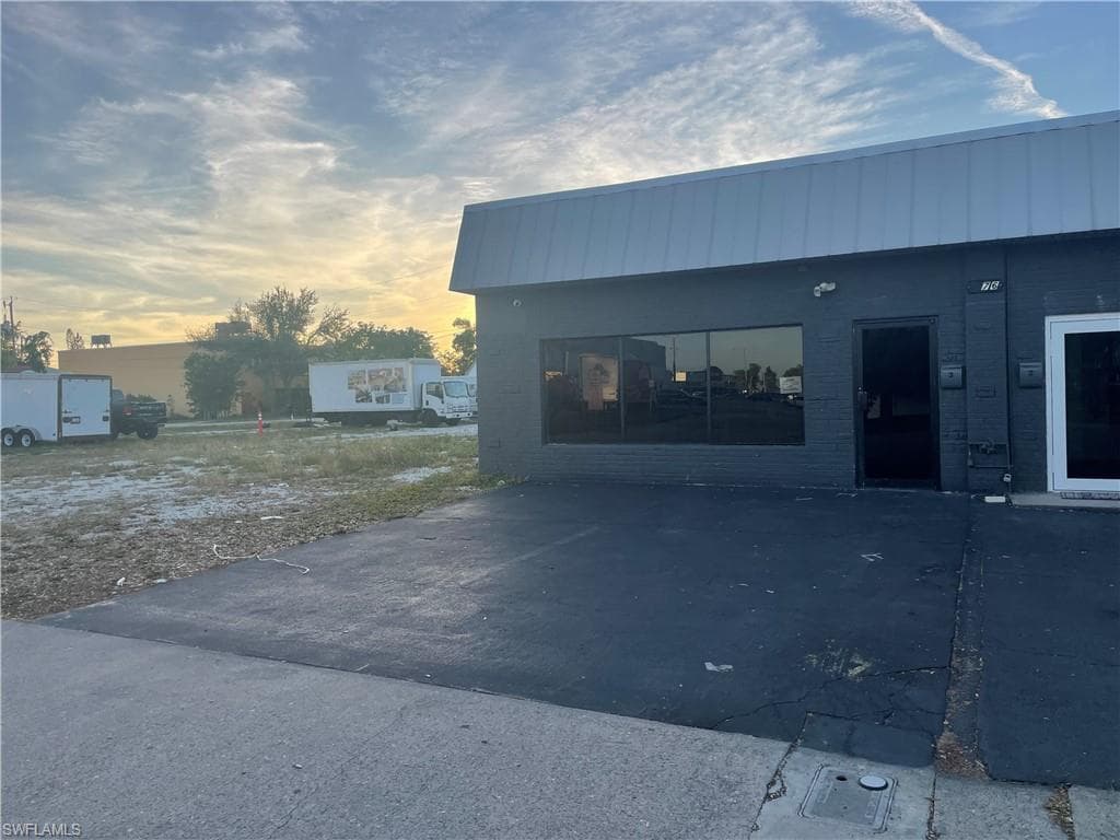 876 Cape Coral PKWY E CAPE CORAL, FL 33904