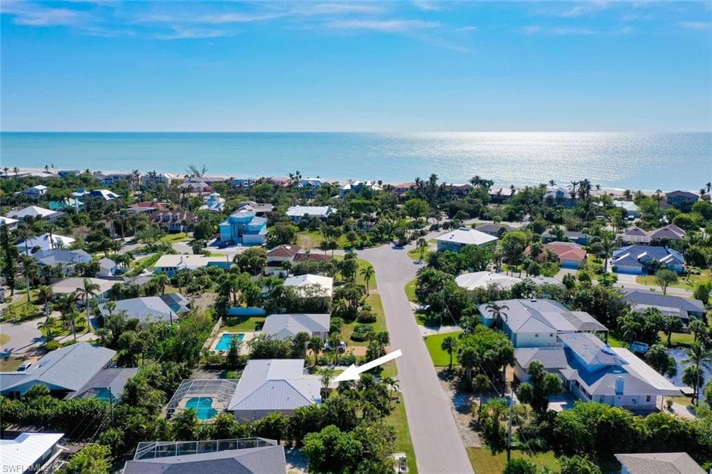 554 E Rocks DR SANIBEL, FL 33957