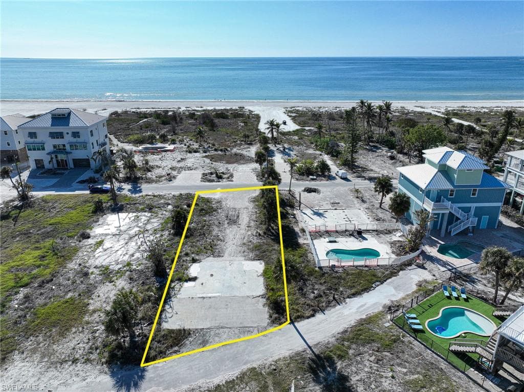 6053/6055 Gulf RD FORT MYERS BEACH, FL 33931