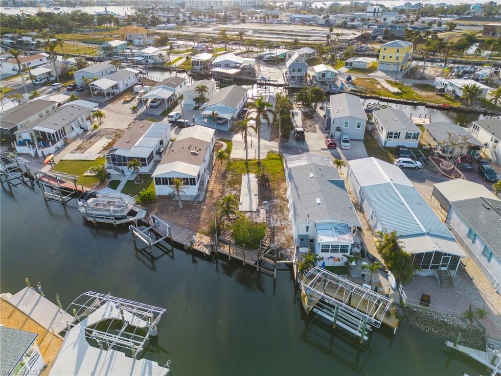 13 Nancy LN FORT MYERS BEACH, FL 33931