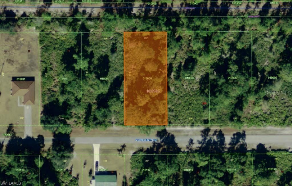 516 Poinciana DR INDIAN LAKE ESTATES, FL 33855
