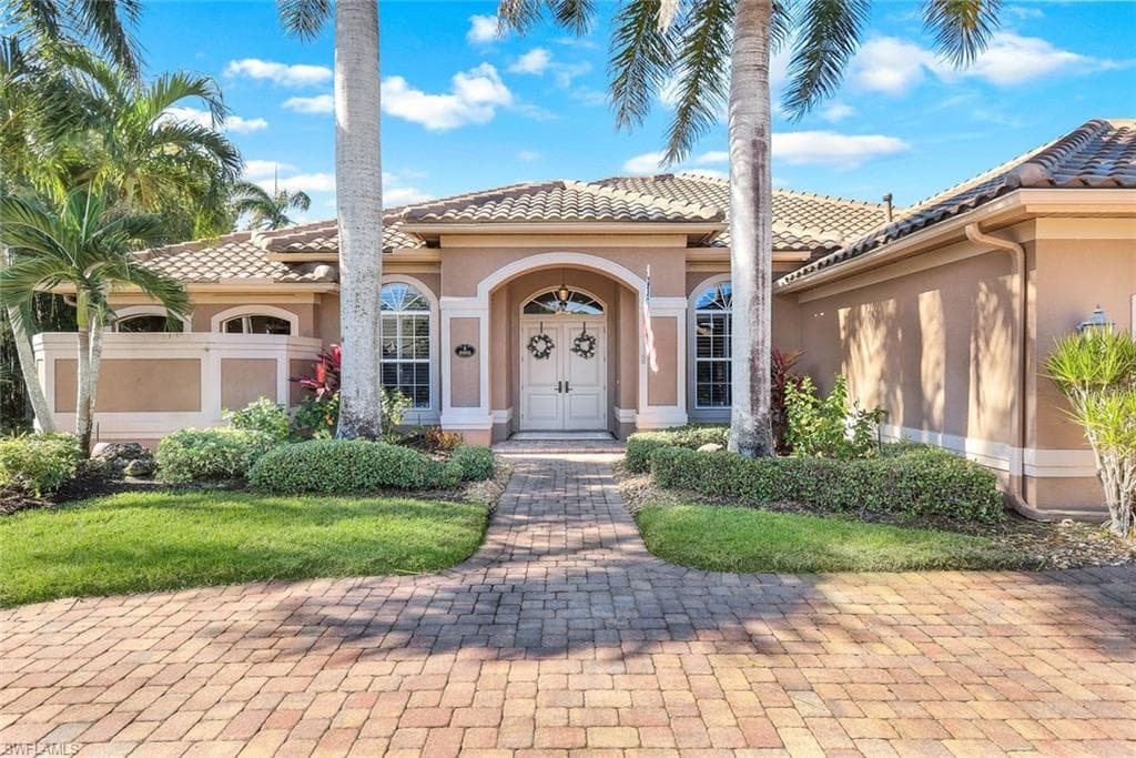 8955 Lely Island CIR NAPLES, FL 34113