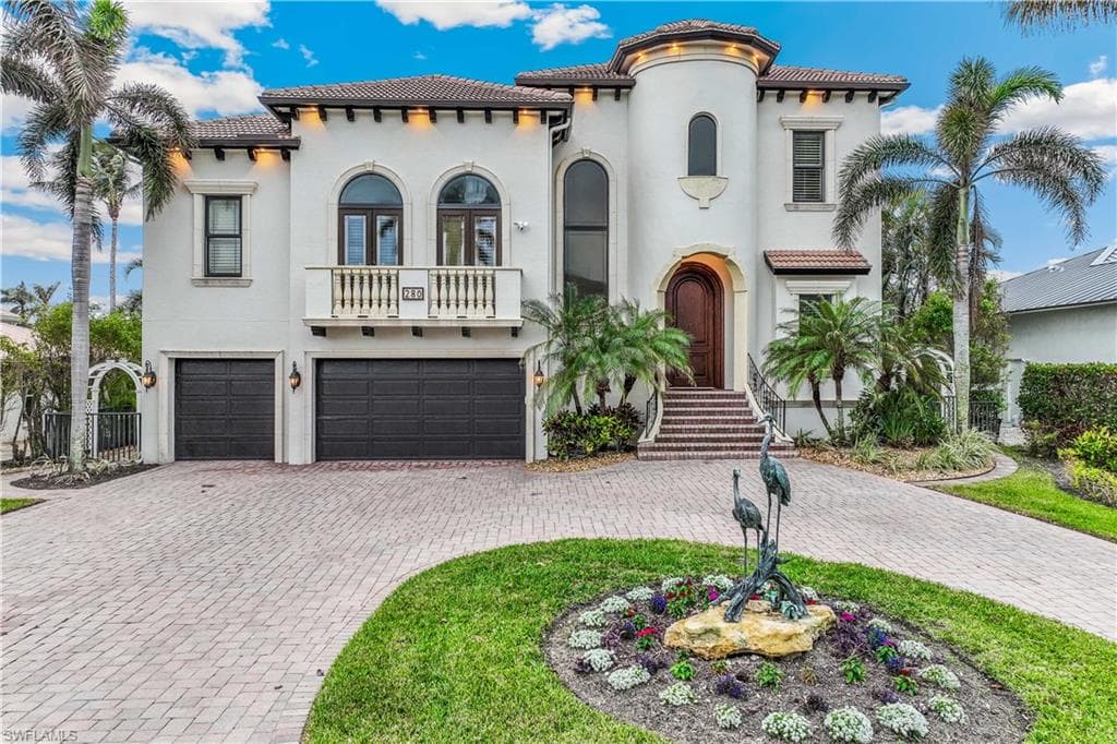 280 Egret AVE NAPLES, FL 34108