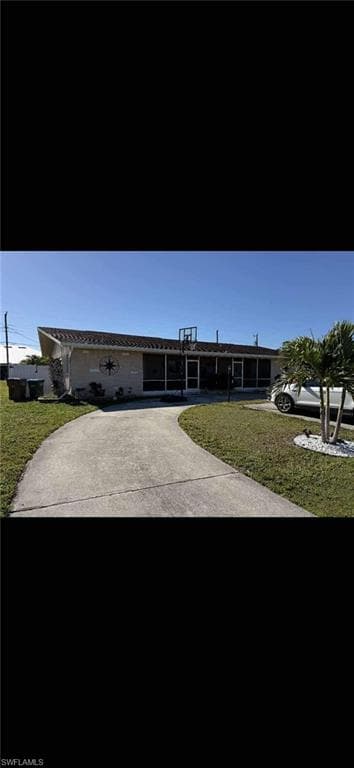 1310 SE 40th TER CAPE CORAL, FL 33904