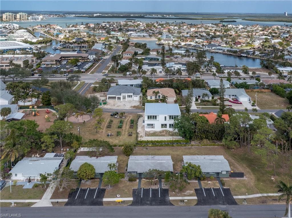 634, 642, 650 6th AVE MARCO ISLAND, FL 34145