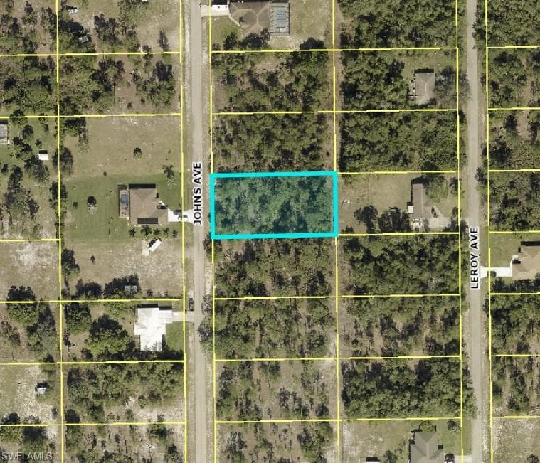 210 Johns AVE LEHIGH ACRES, FL 33936