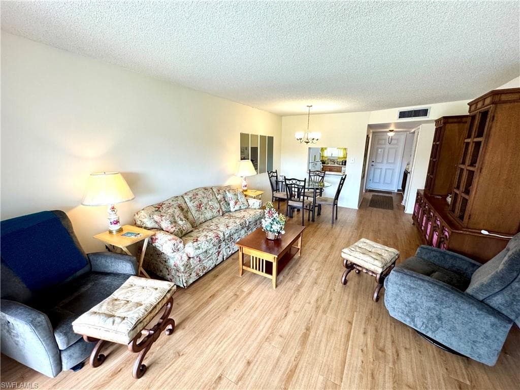 300 Forest Lakes BLVD 101 NAPLES, FL 34105