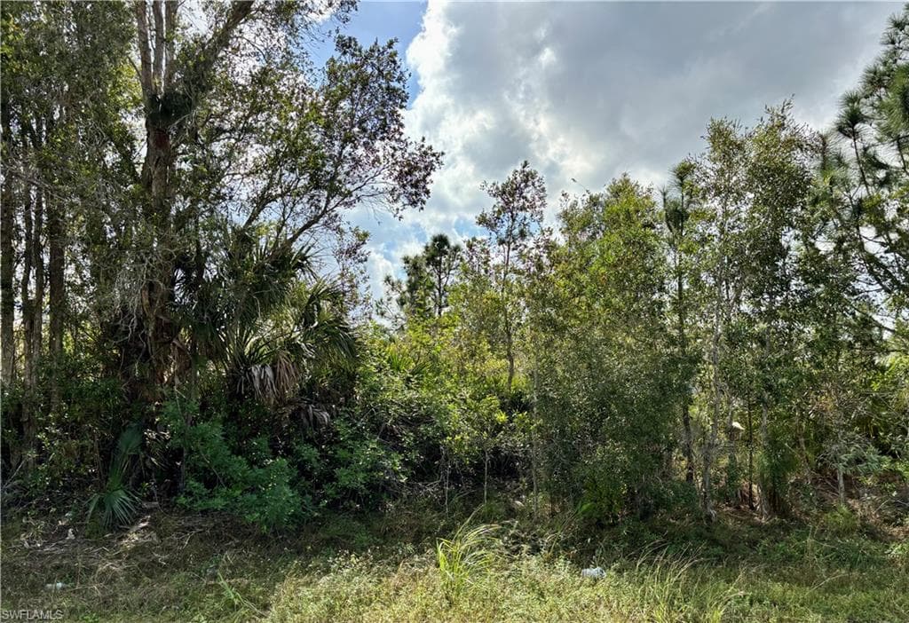 3003 37th ST W LEHIGH ACRES, FL 33971