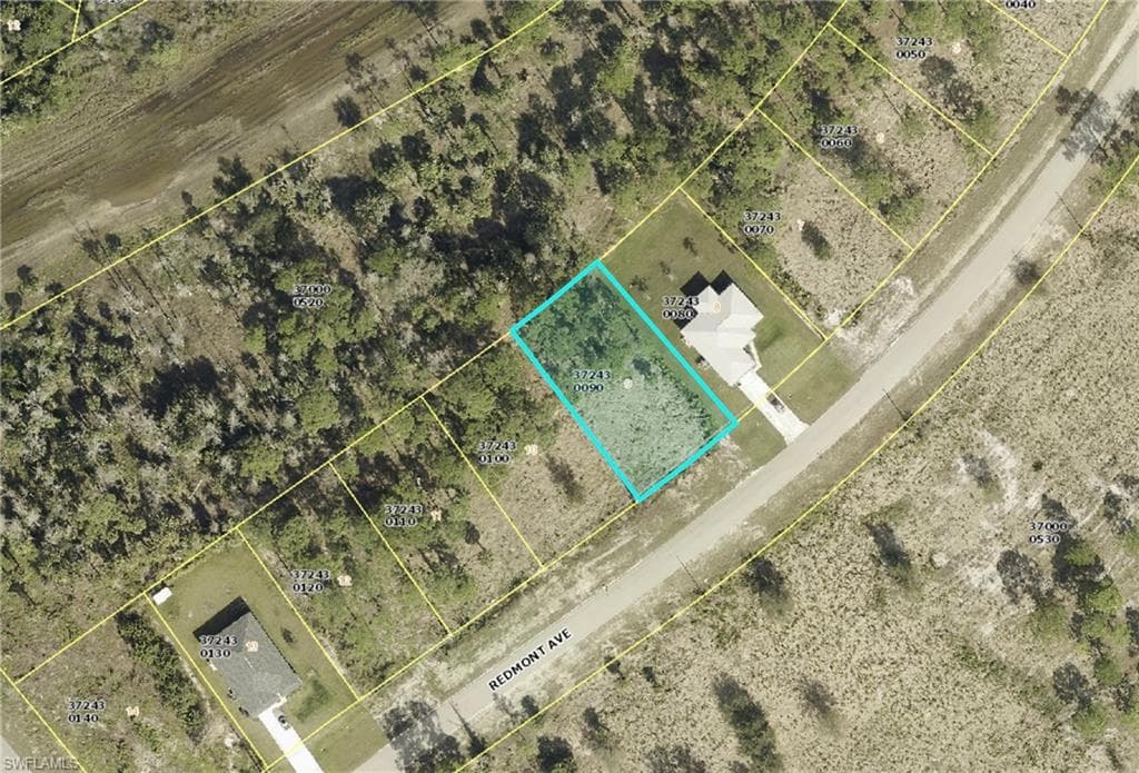 1911 Redmont AVE LEHIGH ACRES, FL 33972