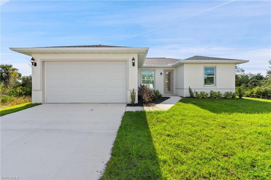 957 Commodore ST LEHIGH ACRES, FL 33974