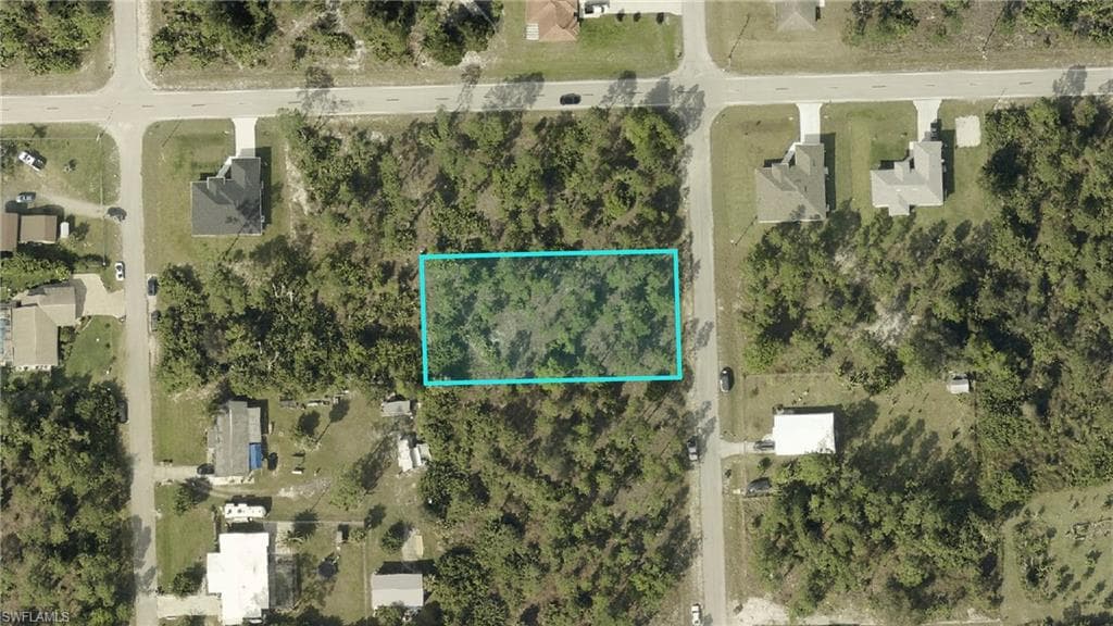 921 Clayton AVE LEHIGH ACRES, FL 33972