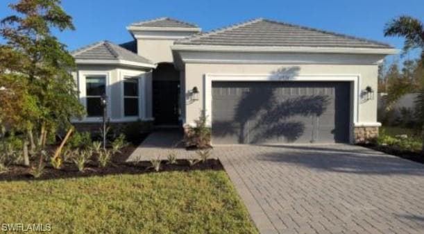11974 Raggio DR FORT MYERS, FL 33913